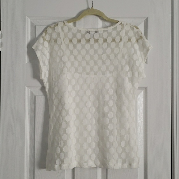 Beautiful Liz Claiborne white polka dot top - Picture 2 of 7